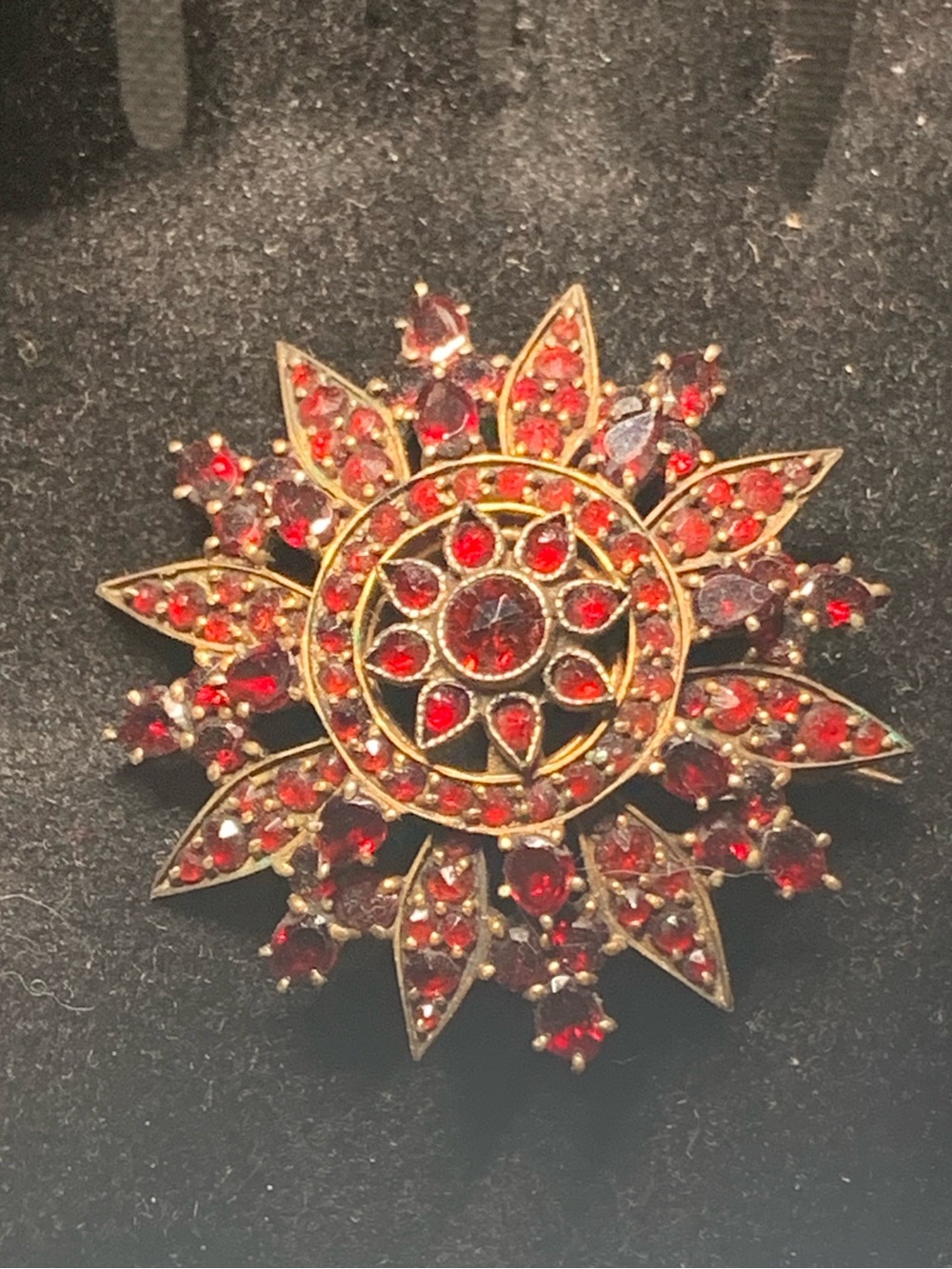 Red Sunburst Crystal Brooch - Unbranded
